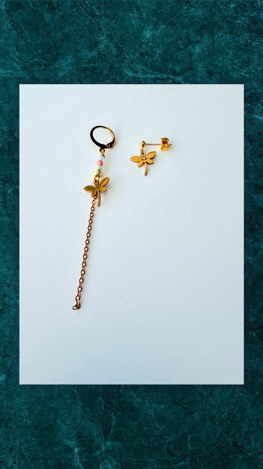 Forgyldte Øreringe med Guldsmed - Lys og Lethed