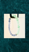 Armbånd med Mintfarvede og Blå Perler - Frisk Kombination