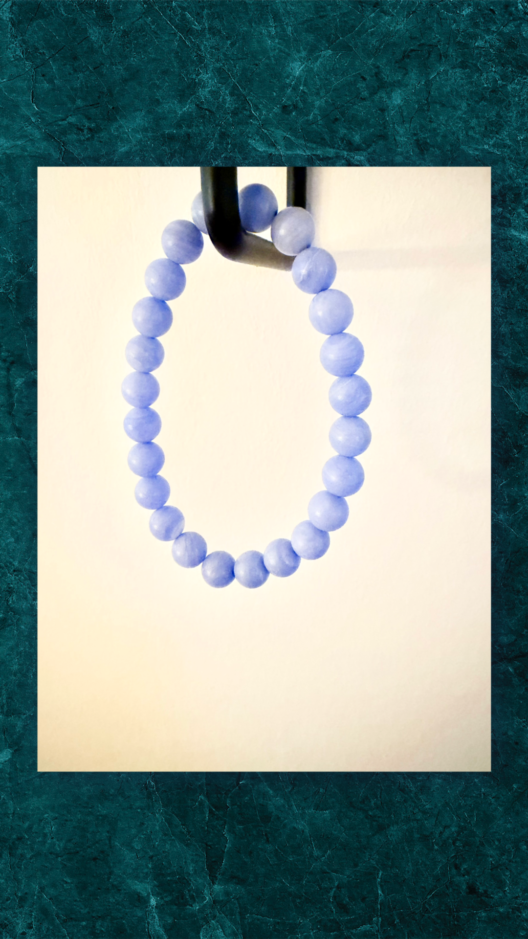 Blåt Elastik Armbånd med Perler - Håndlavet