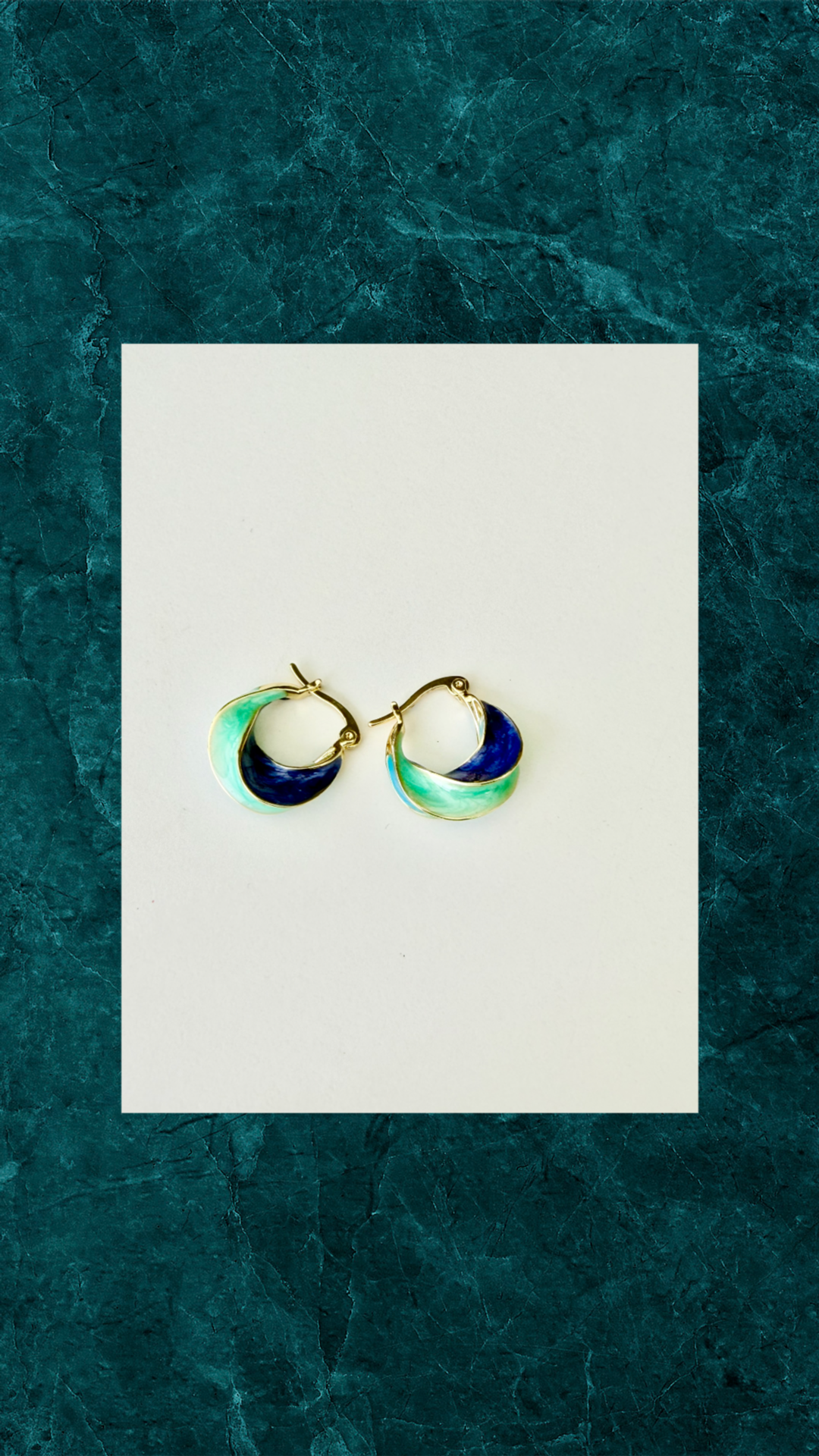 Ocean Øreringe – Forgyldt med Blå & Turkis Nuancer